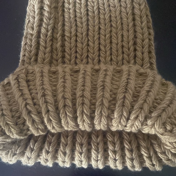 Tassel hat - Picture 3 of 5